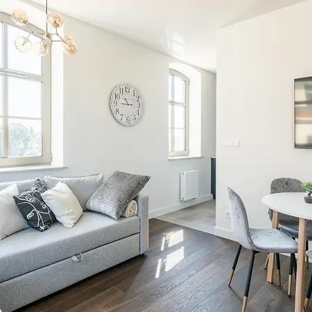 Rentplanet - Mlyn Maria Apartment *