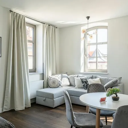 Rentplanet - Mlyn Maria *