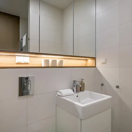 Rentplanet - Mlyn Maria Apartment